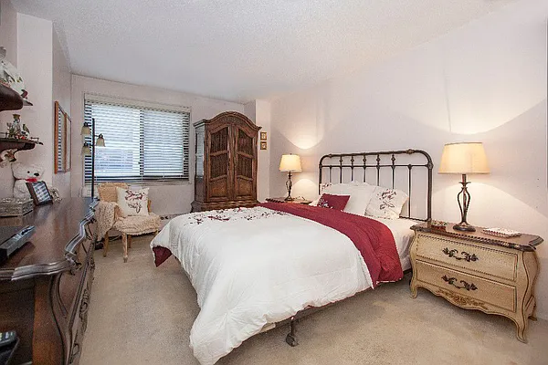 Sold by Level Group | media 2