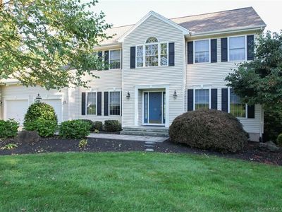 25 Winding Trail, Cheshire, CT, 06410