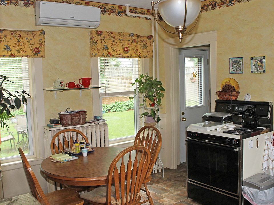 1st image of 38 Elmwood Park