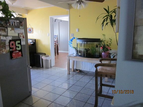 4th image of 3105 Henderson Dr