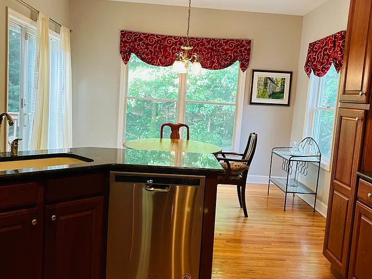 7 Stone Clover Dr — Photo 18