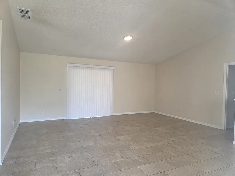 4025 E Cardinal Pines Dr — Photo 4
