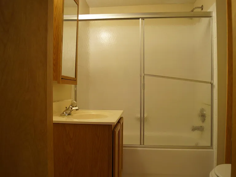 908 Avenue H — Photo 13