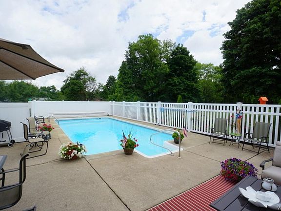 5th image of 4525 Lincoln Dr