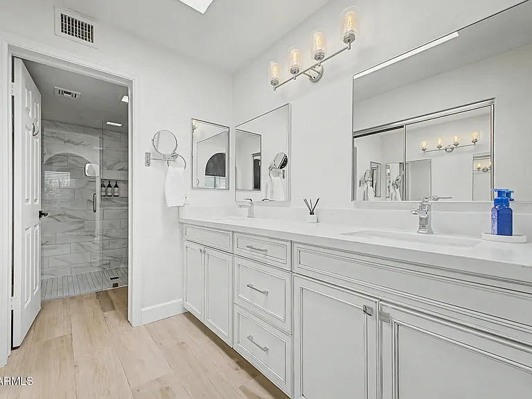 7972 E Cactus Wren Rd — Photo 16