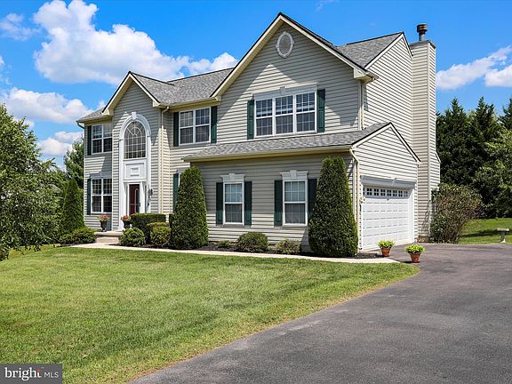 3rd image of 17746 Davidson Dr