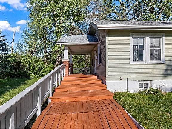 3rd image of 5223 E William Street Rd