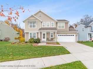 105 Rindle Bluff Dr, Portland, MI 48875