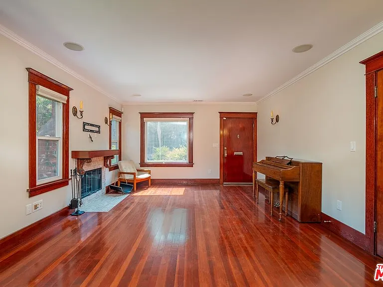 4253 Fountain Ave — Photo 23