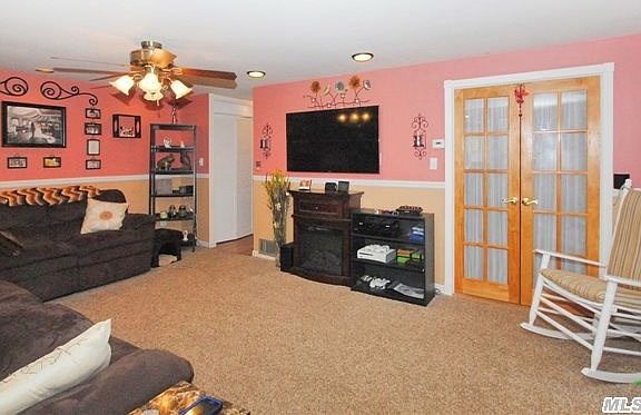 3rd image of 864 Golf Ln