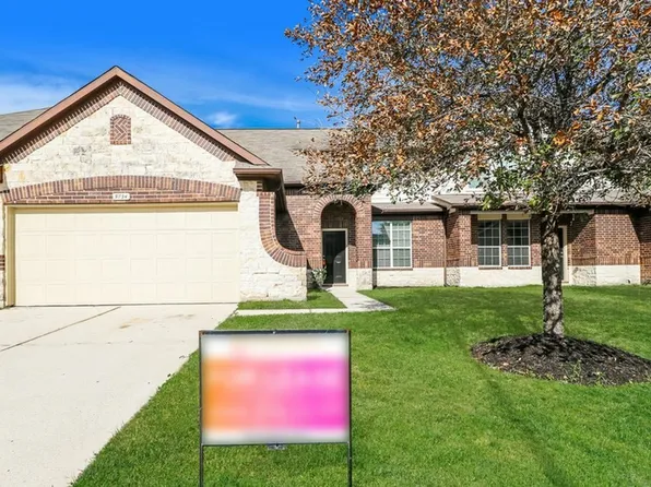 9734 Floria Ct, Houston, TX 77044