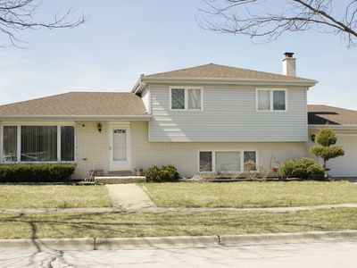 652 N Katherine Ln, Addison, IL, 60101