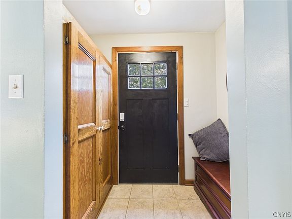 3rd image of 205 Windemere Rd