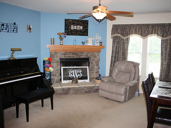 4th image of 116 Zander Woods Ct