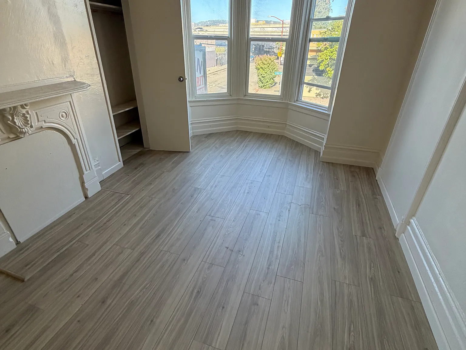 3 bed, 1.5 bath, 1100 sqft, $3,495 — Photo 4