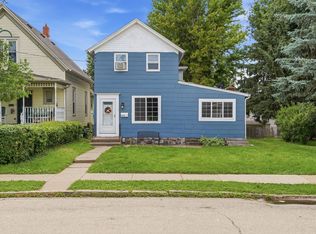 1435 Mount Pleasant St, Dubuque, IA 52001