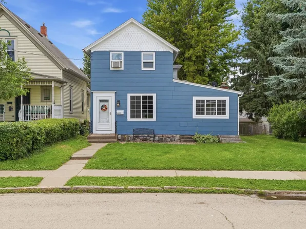 1435 Mount Pleasant St, Dubuque, IA 52001