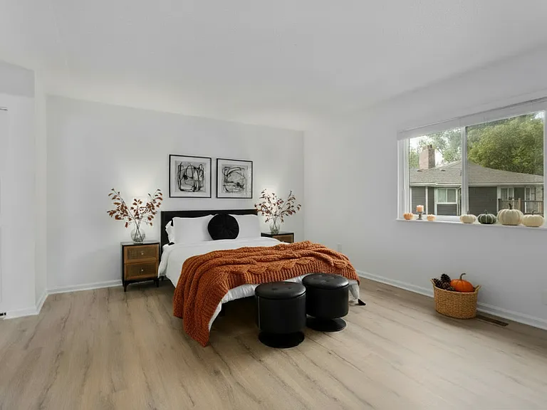 Kings Cove — Photo 3
