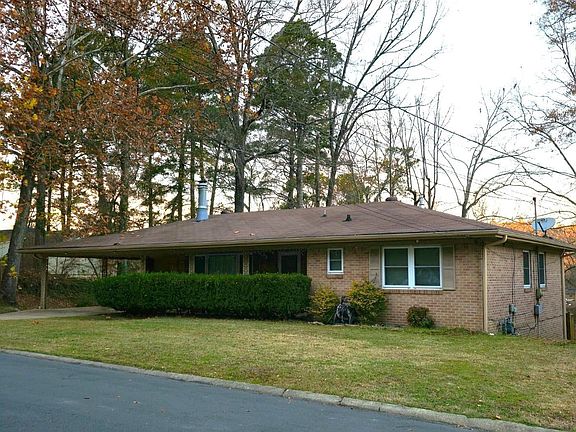 2nd image of 1448 Huddleston St