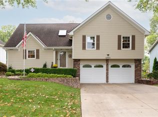 14900 S Locust St, Olathe, KS 66062