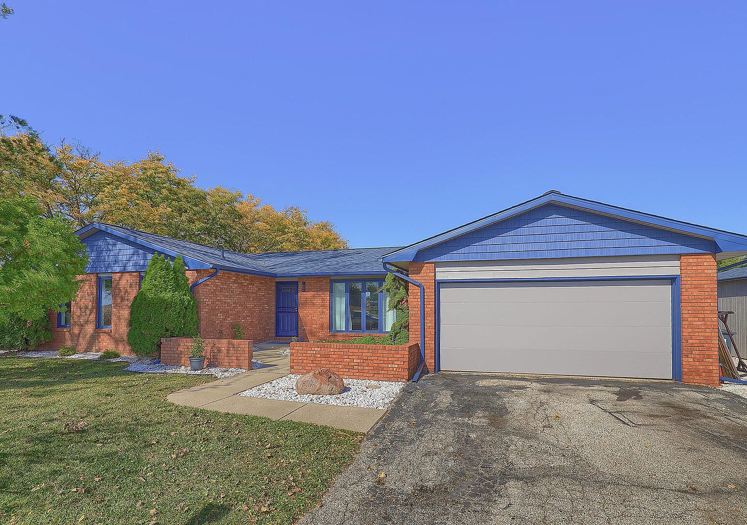 1 Lake Side Dr, Mansfield, IL 61854 Zillow