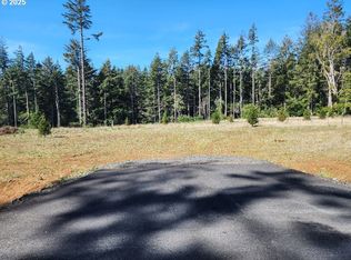 Hubbard Ln #5, Pt Orford, OR 97465