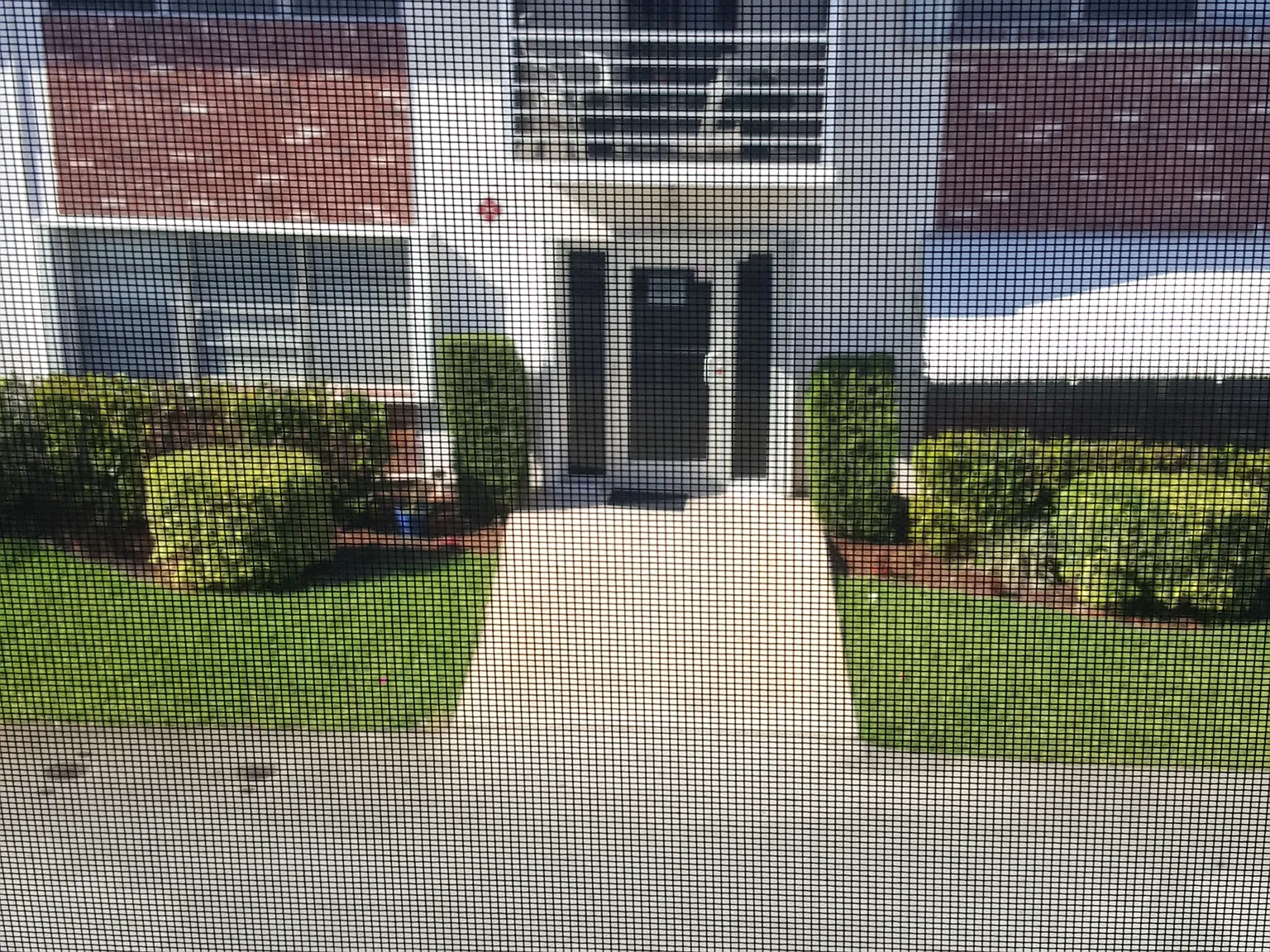 2 bed, 1.5 bath, 860 sqft, $1,600 — Photo 3