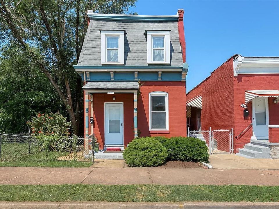 1st image of 1421 Montrose Ave