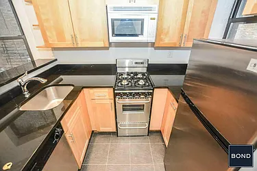 Rented by Bond New York