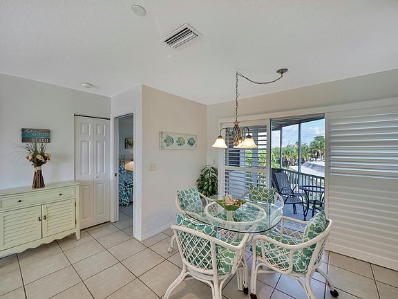 5th image of 1245 Shore View Dr