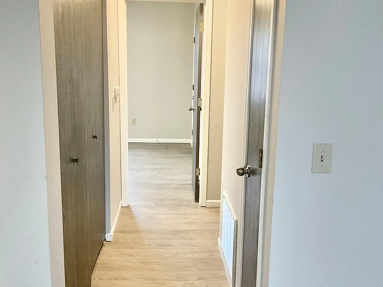 1815 Woodvine St #4 — Photo 7