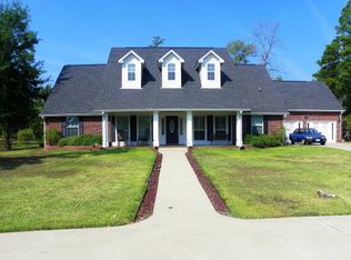 129 Autumn Lake Dr, Lufkin, TX 75904