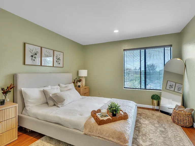 29583 Vanderbilt St #310 — Photo 12