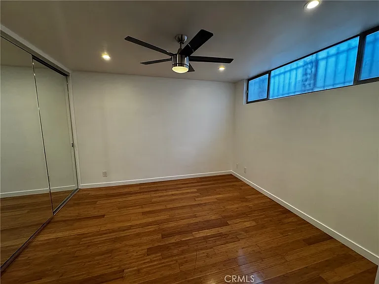 410 S Commonwealth Ave #4 — Photo 12