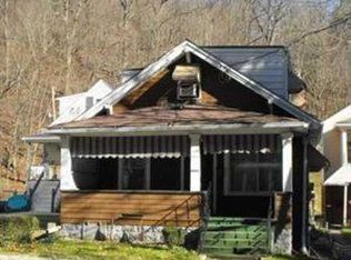 1241 Wall Ave, Pitcairn, PA 15140