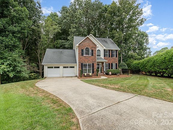 3rd image of 1299 Fenwick Hall Ct