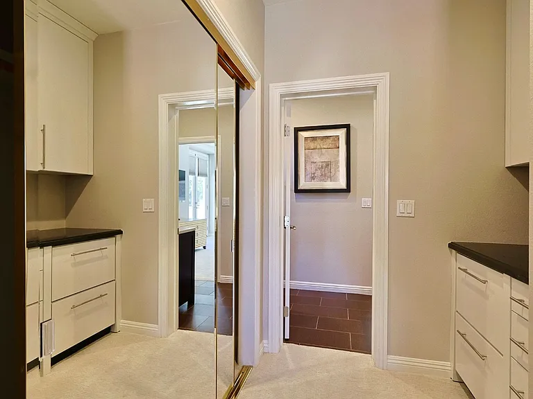 12047 Oakland Hills Dr — Photo 55