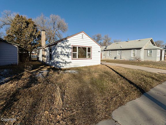 4th image of 809 Pine St