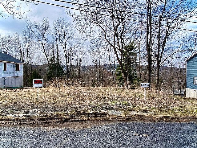1st image of 107 Colony Ln