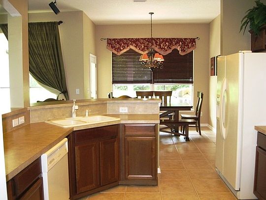 3rd image of 1516 Ashlee Branch Way