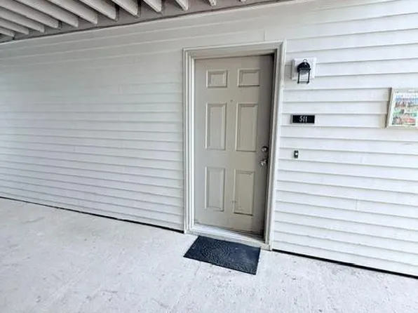 511 Ravens Crest Dr, Plainsboro, NJ 08536