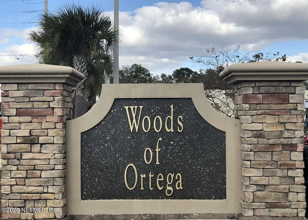 3 bed, 2.0 bath, 1157 sqft, $1,395 — Photo 3