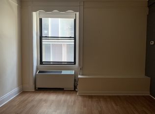 62 Boylston St APT 525, Boston, MA 02116
