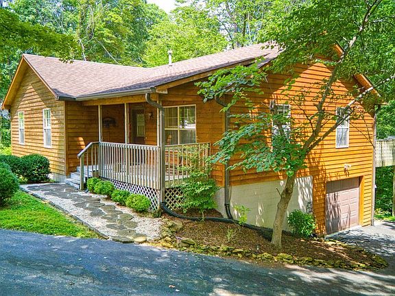 2nd image of 8157 Center Lake Rd