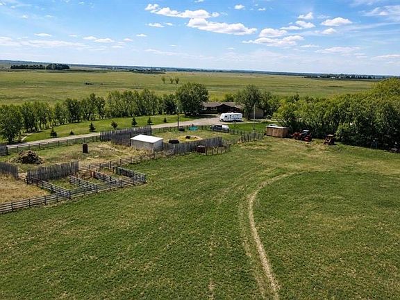 2nd image of 11310 Range Road 63