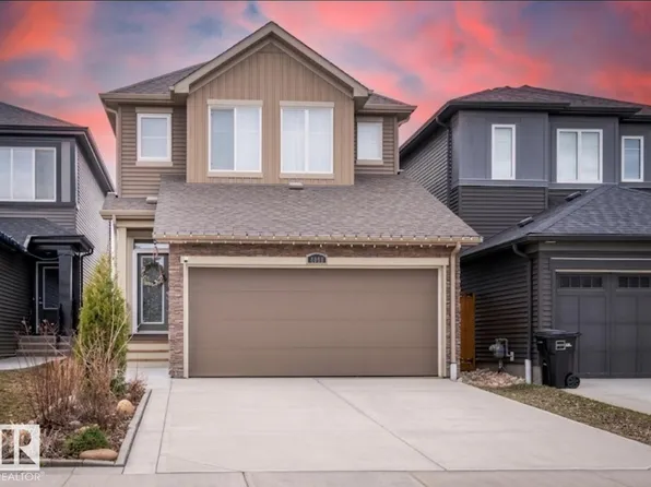 2066 Graydon Hill Cres SW, Edmonton, AB T6W 4C7