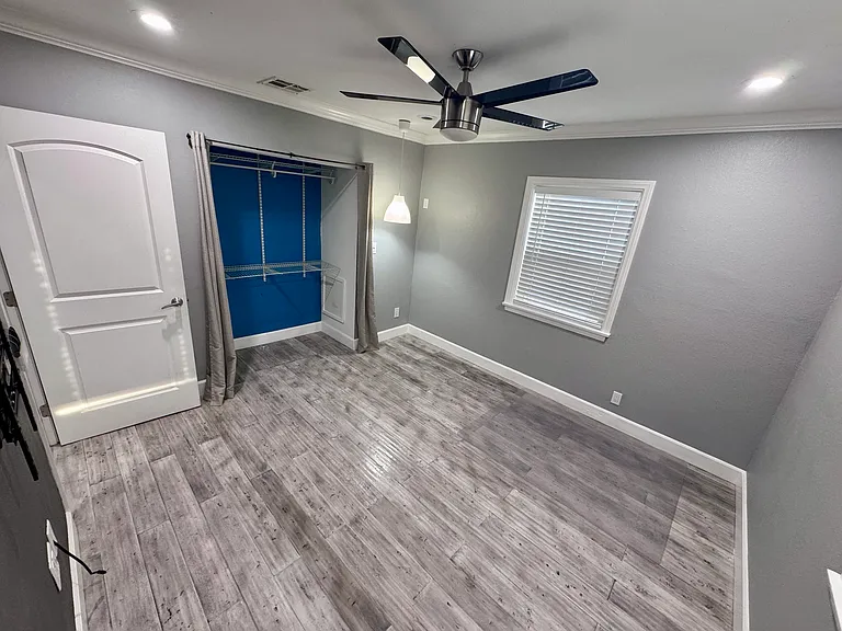 6049 Fidler Ave — Photo 6