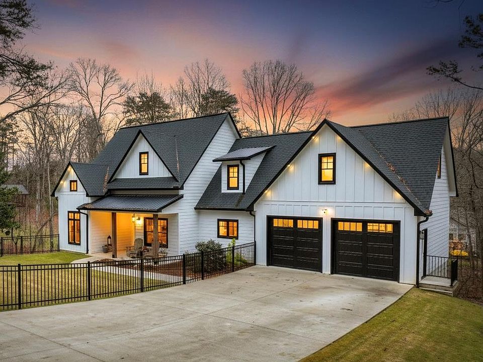 1st image of 61 Westwoods Dr