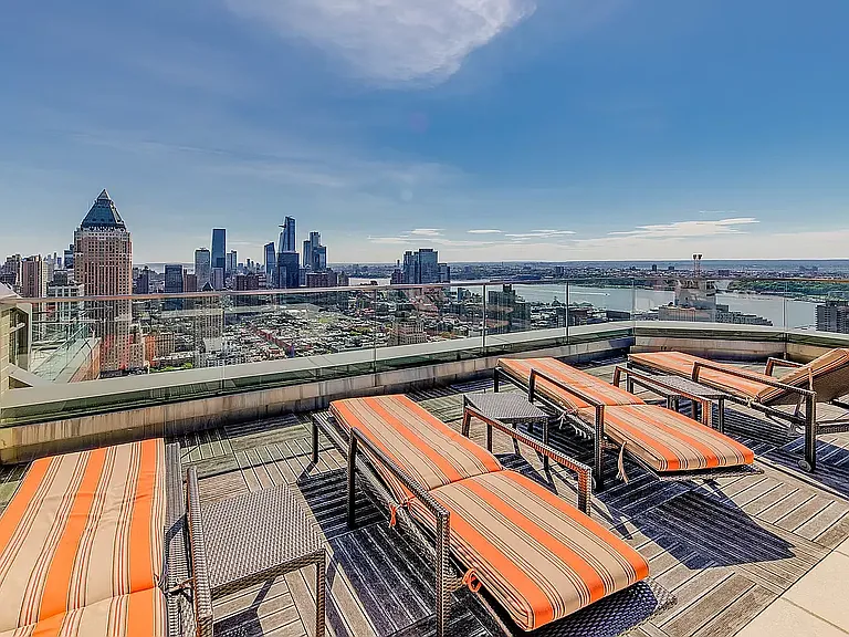 322 W 57th St #27K — Photo 7