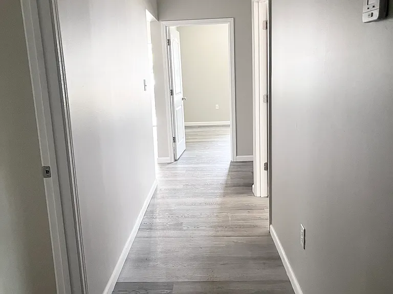 804 Maple Ct — Photo 4